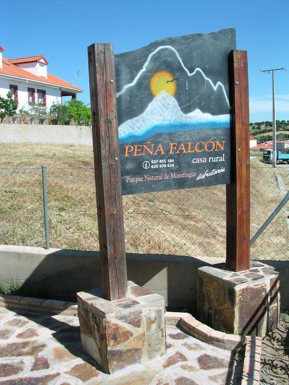 Casa Rural Pena Falcon Guest House Torrejon el Rubio Luaran gambar