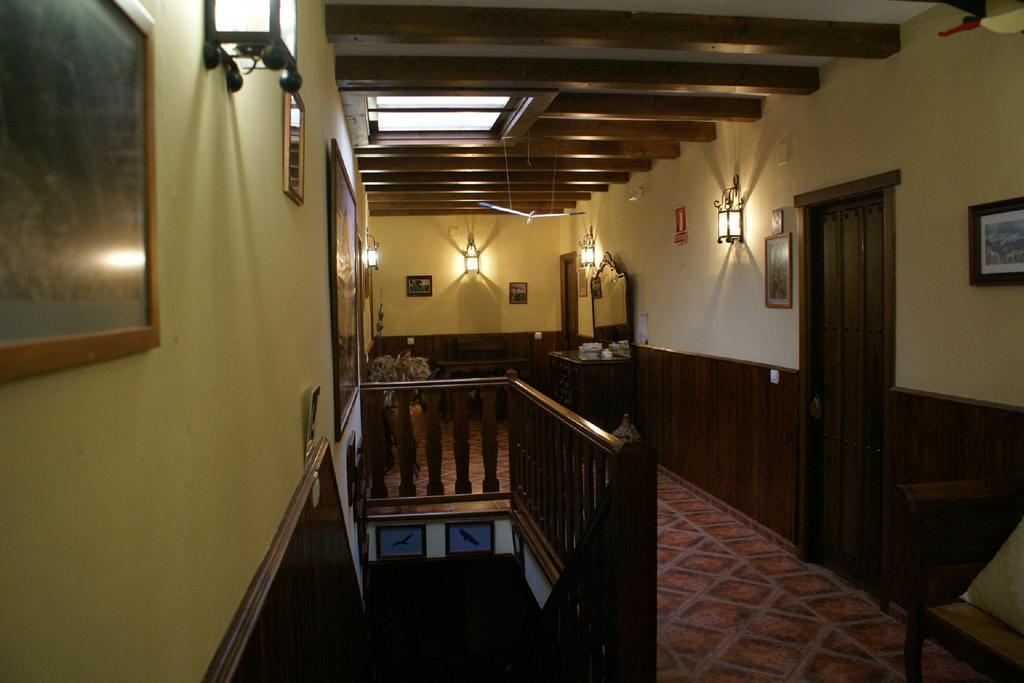 Casa Rural Pena Falcon Torrejon el Rubio Luaran gambar